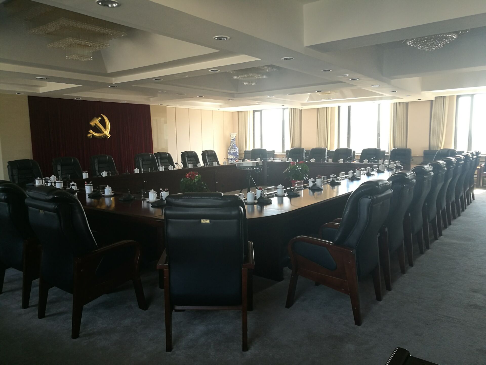 内蒙古呼和浩特党委会议室